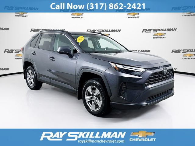 Used 2024 Toyota RAV4 XLE w/ Convenience Package FWD image 1