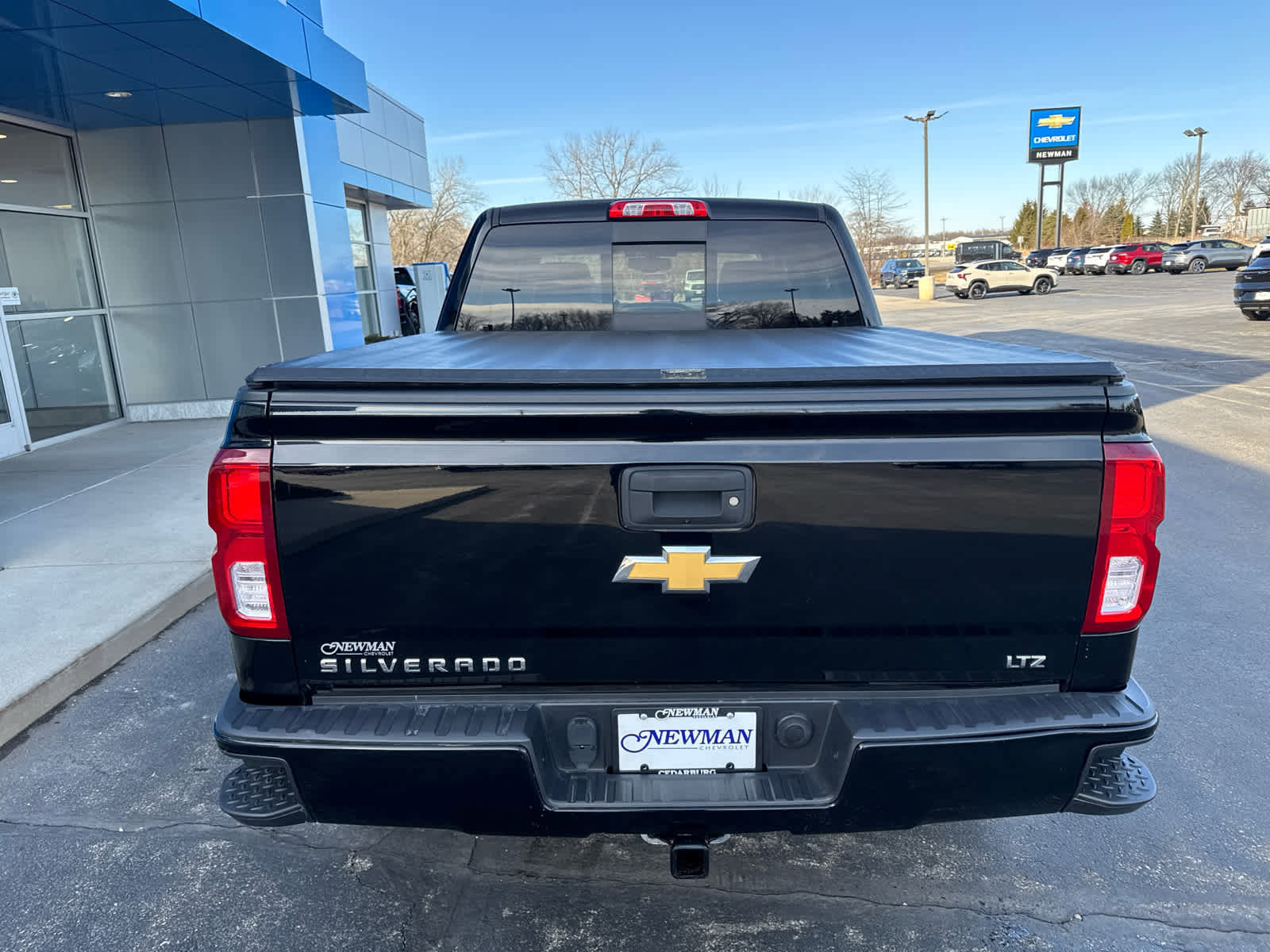 Used 2017 Chevrolet Silverado 1500 LTZ Z71 image 8