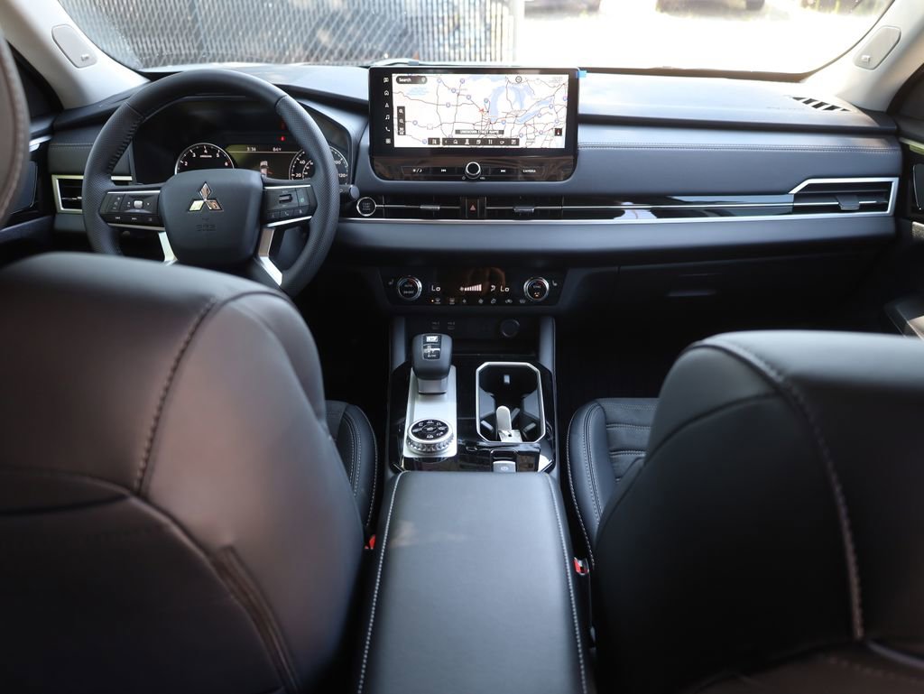 New 2025 Mitsubishi Outlander Trail Edition image 29