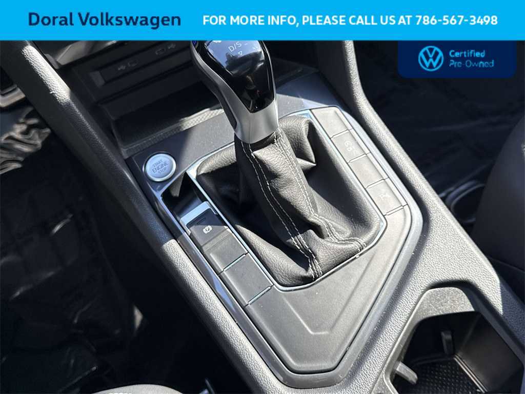 Certified 2024 Volkswagen Tiguan SE R-Line image 21