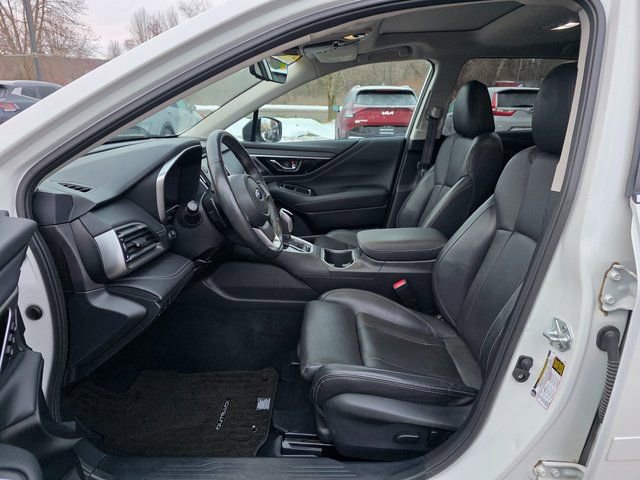 Used 2024 Subaru Outback Limited image 17