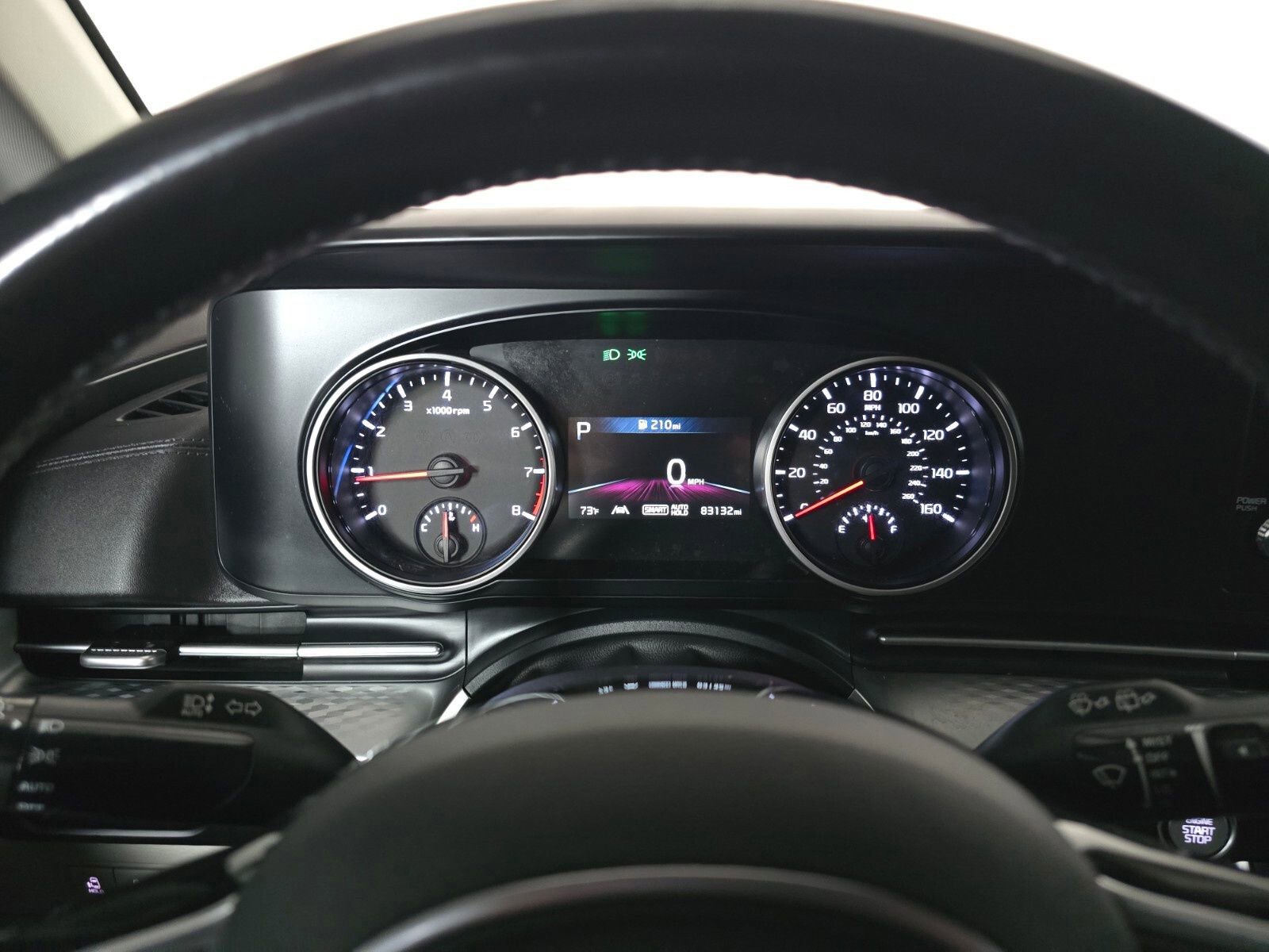 Used 2023 Kia Carnival LX image 32