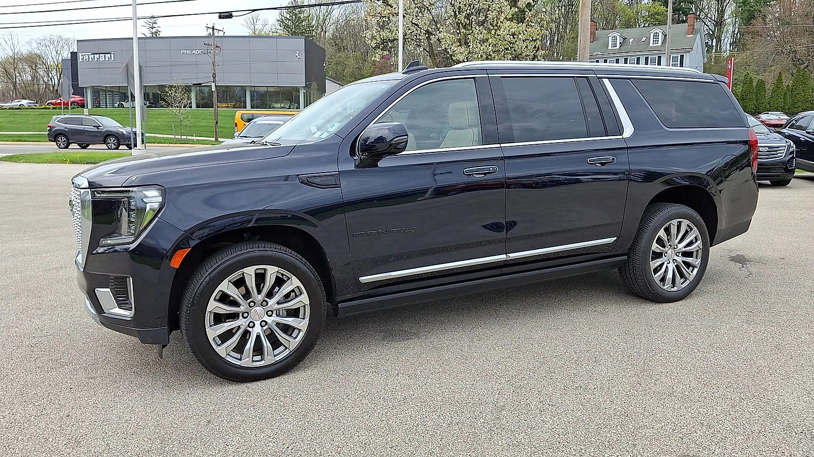 Certified 2023 GMC Yukon XL Denali w/ Advanced Technology Package image 5