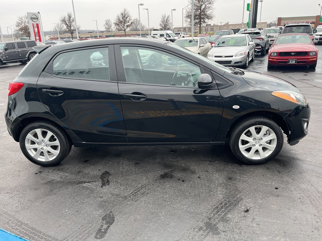 Used 2011 MAZDA MAZDA2 Touring image 6