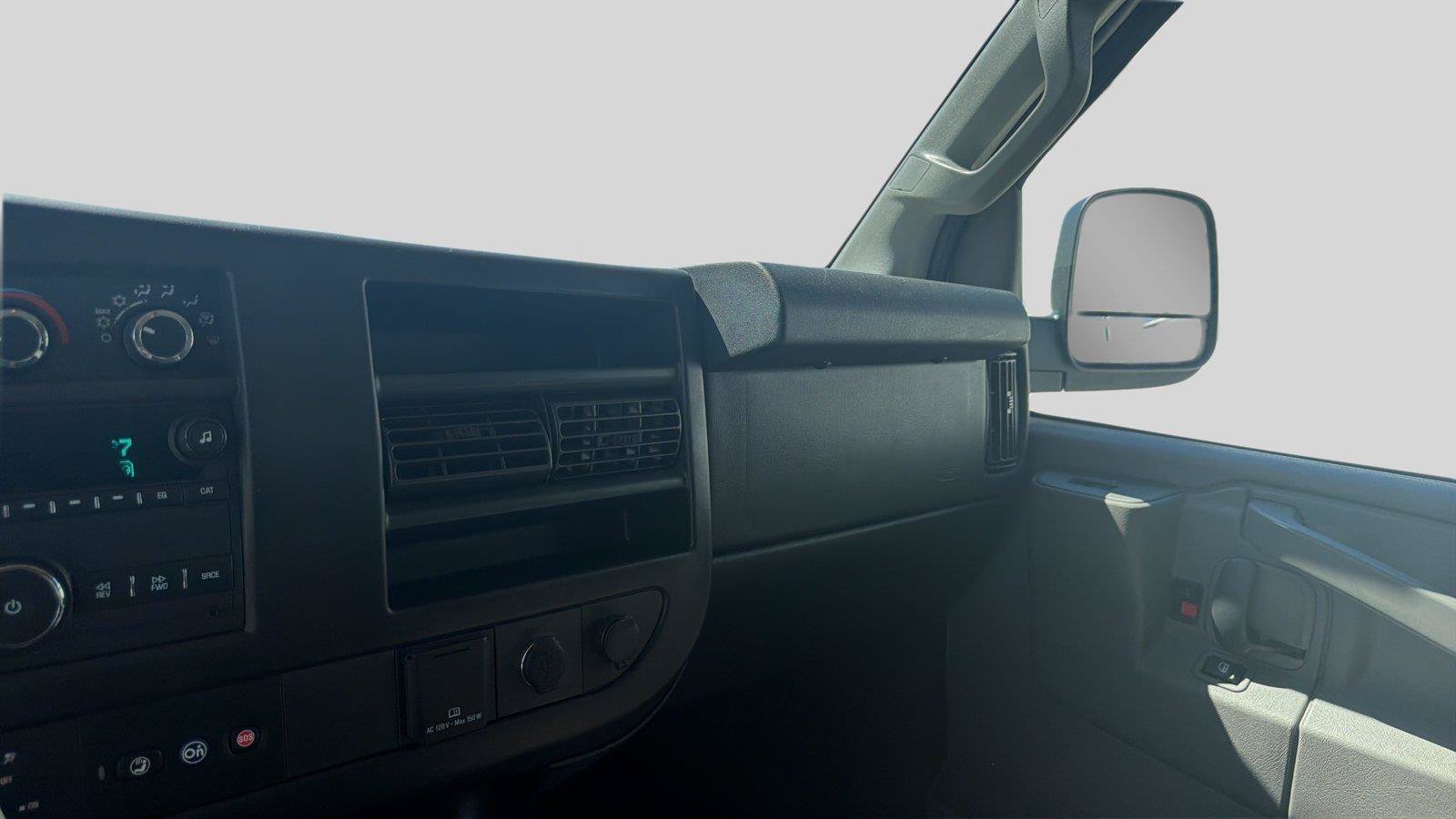 Used 2016 Chevrolet Express 3500 LT w/ LT Preferred Equipment Group RWD image 9