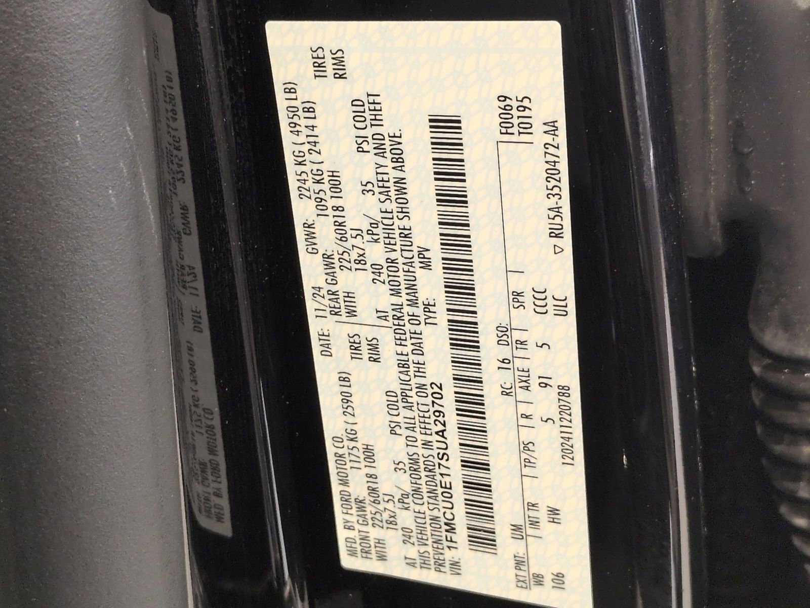 Certified 2025 Ford Escape SE FWD image 39