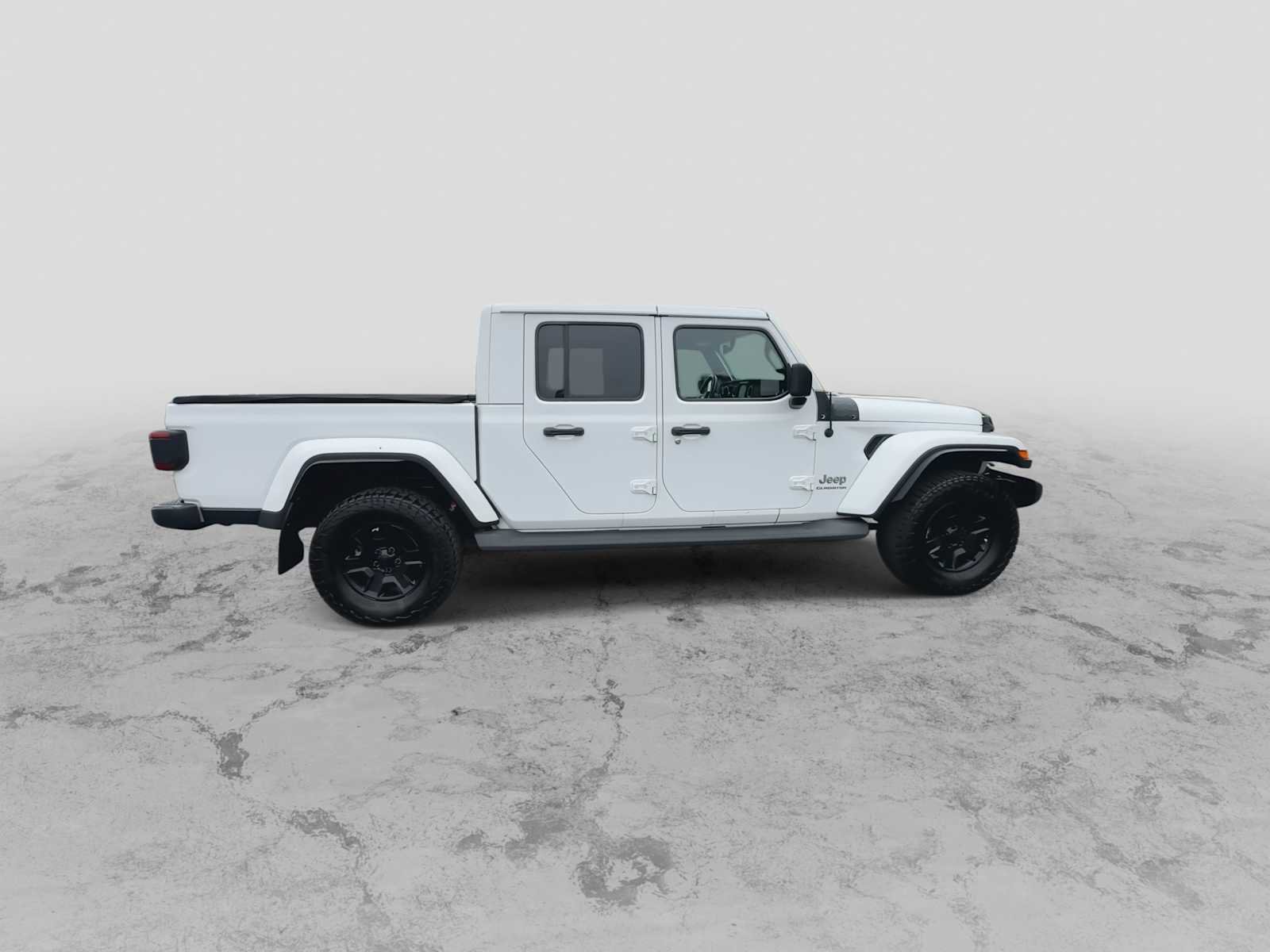 Used 2020 Jeep Gladiator Overland w/ Uconnect 4C Nav & Sound Group image 9