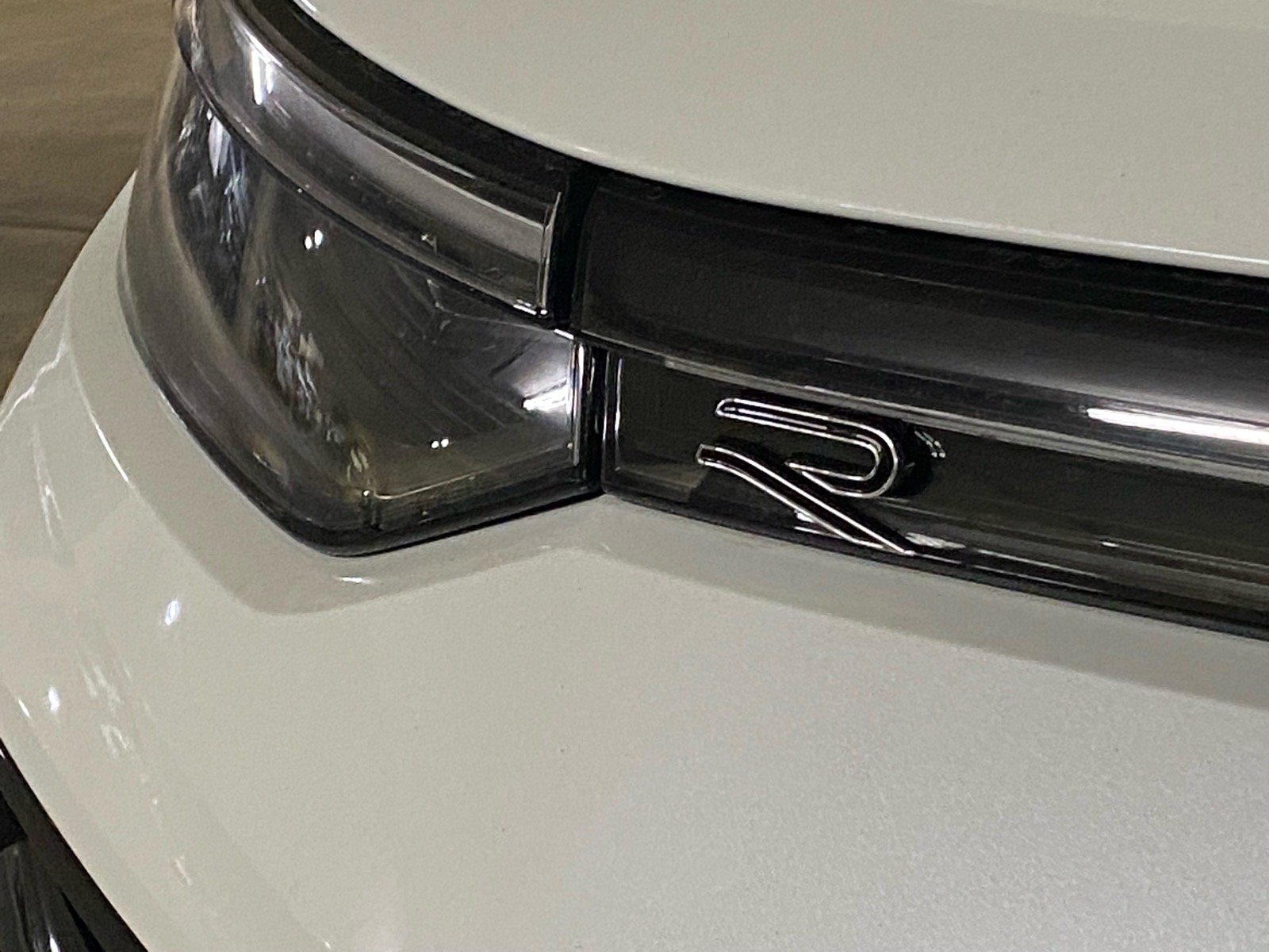 New 2026 Volkswagen Tiguan SE R-Line AWD/4WD image 4