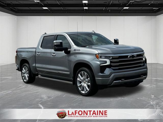 Used 2023 Chevrolet Silverado 1500 High Country w/ Technology Package AWD/4WD image 7