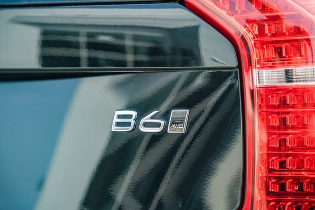 Certified 2023 Volvo XC90 B6 Plus w/ Protection Package Premier AWD/4WD image 8