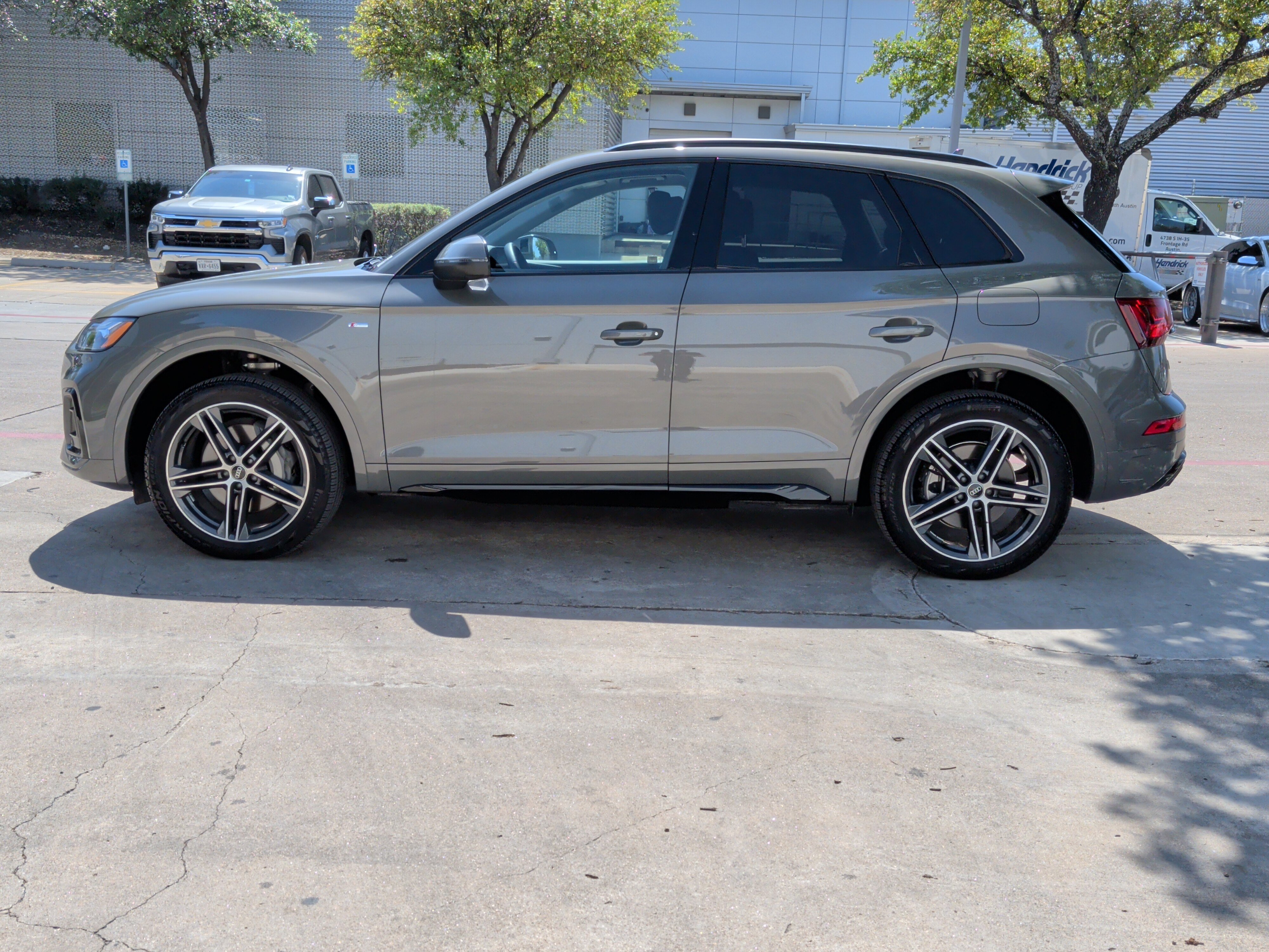 Certified 2023 Audi Q5 e Premium Plus w/ Premium Plus Package image 7