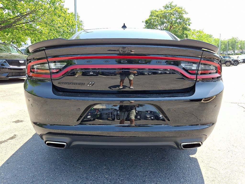 Certified 2023 Dodge Charger SXT w/ Blacktop Package AWD/4WD image 5