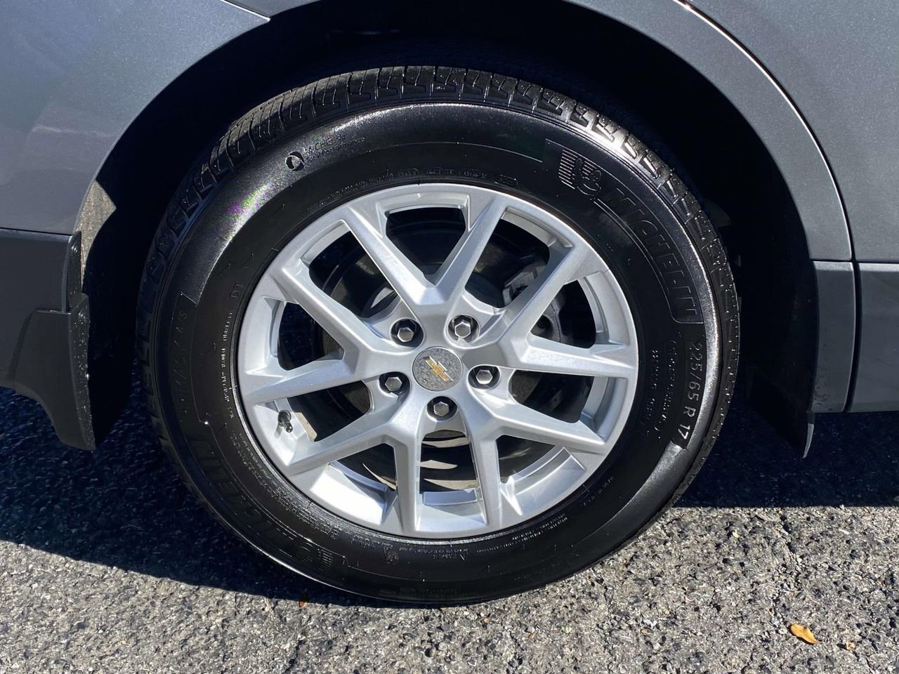 Used 2023 Chevrolet Equinox LT image 7