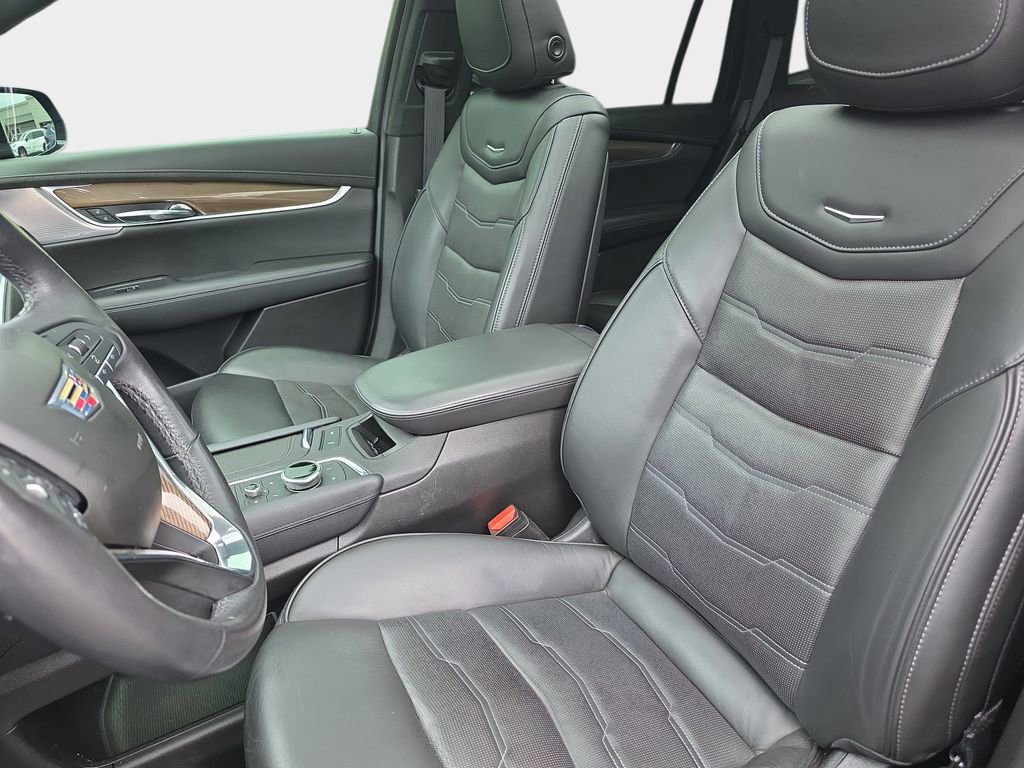 Used 2020 Cadillac XT6 Sport w/ Platinum Package image 18