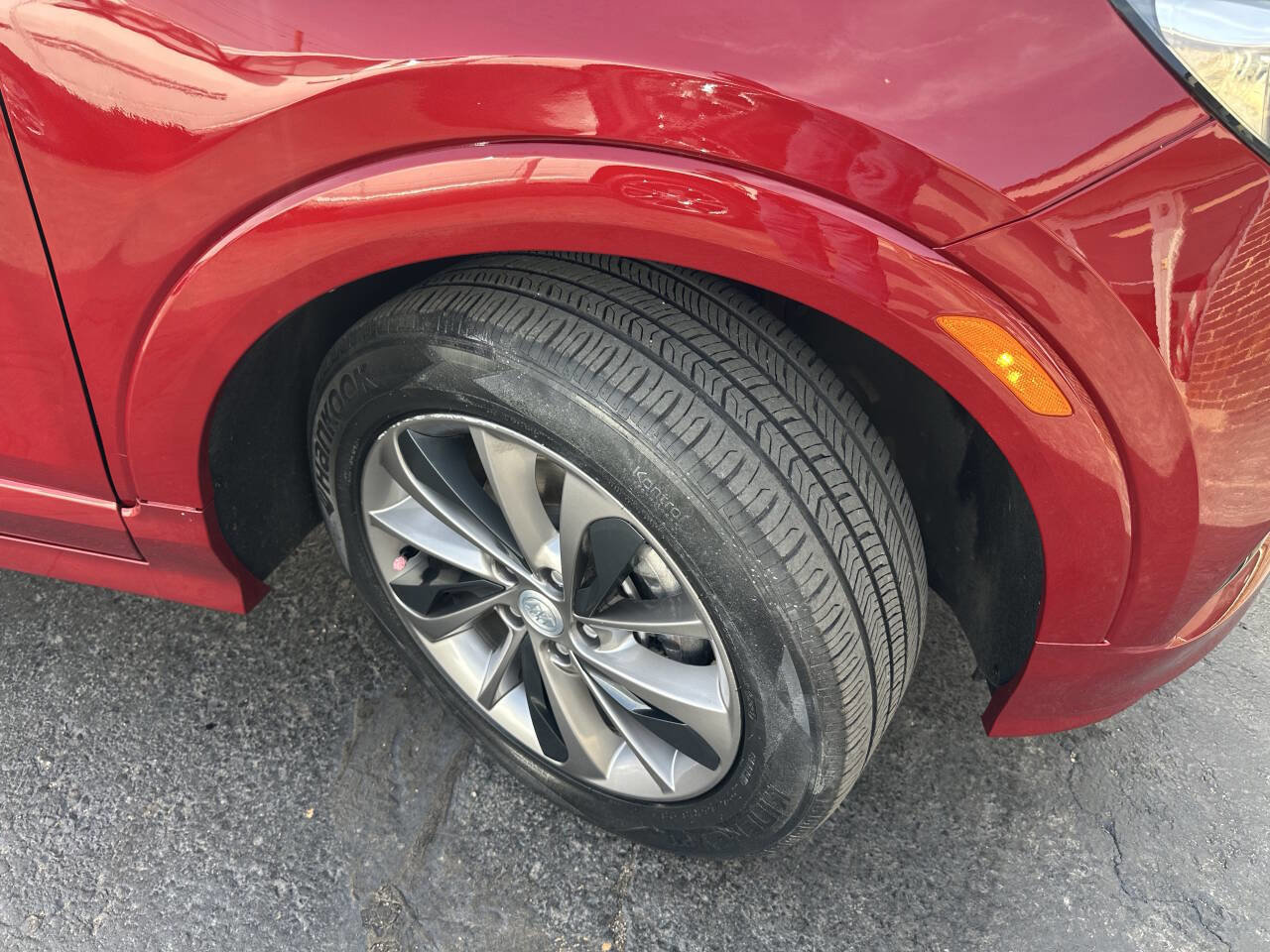 Used 2020 Buick Encore GX Select w/ Sport Touring Package image 7