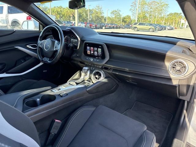 Used 2017 Chevrolet Camaro LT w/ Technology Package image 13