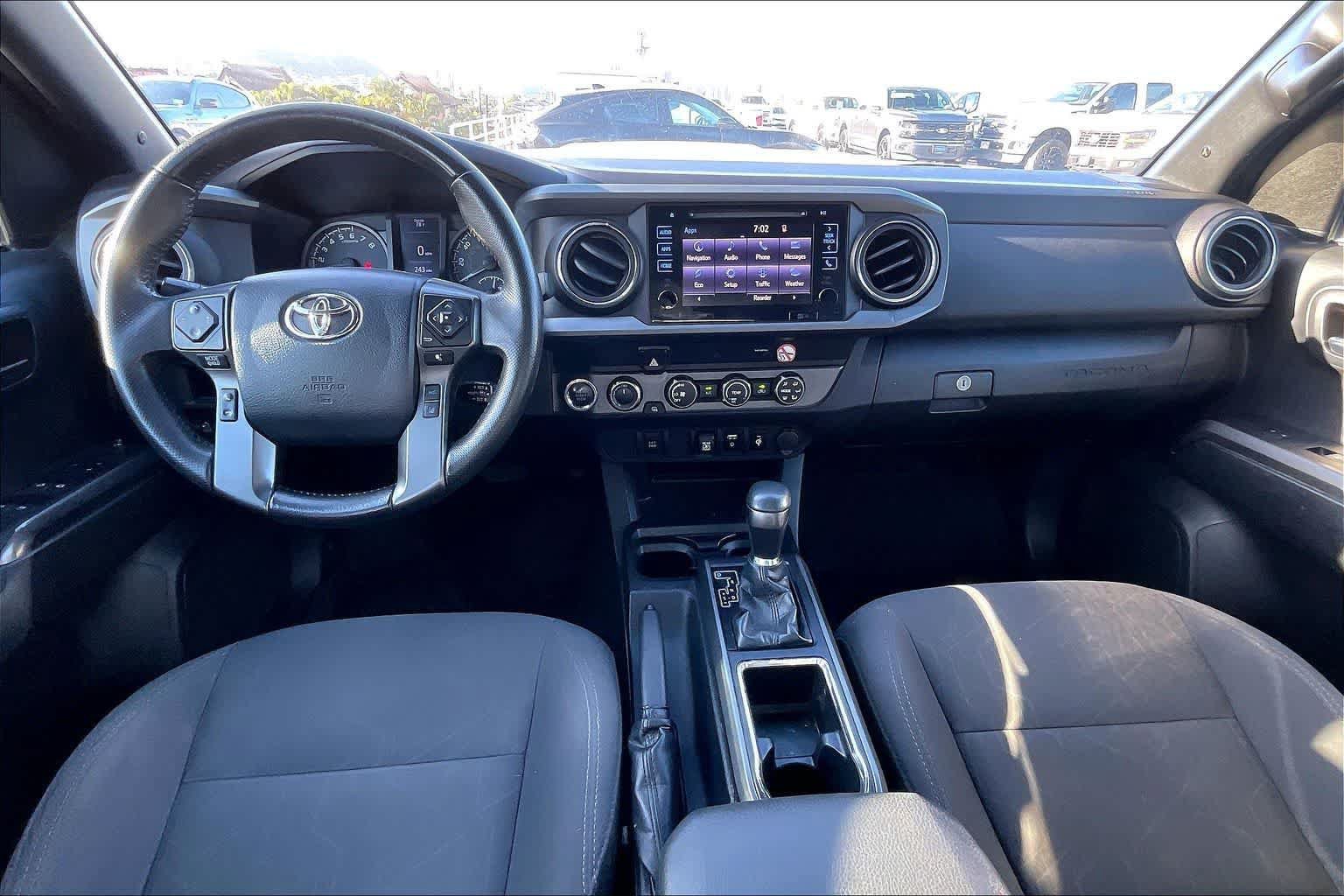 Used 2019 Toyota Tacoma TRD Sport AWD/4WD image 10