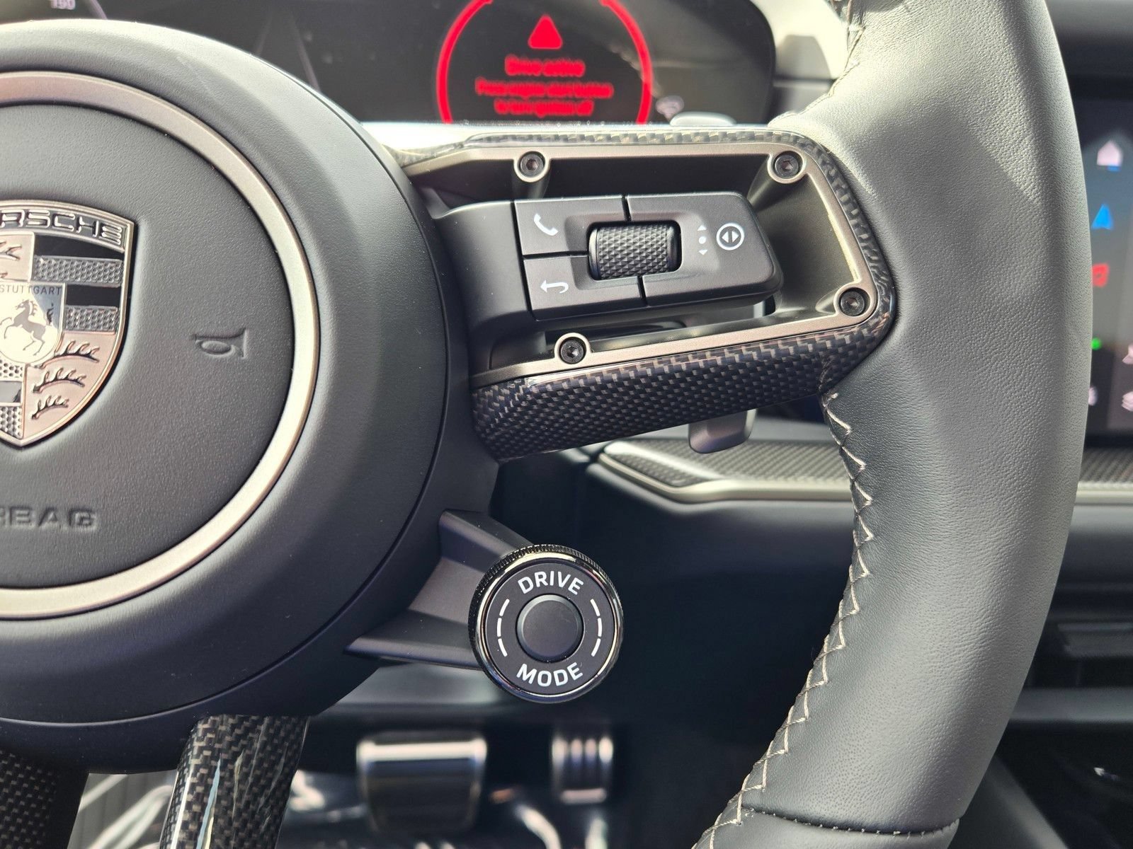 New 2026 Porsche Cayenne Turbo AWD/4WD image 18