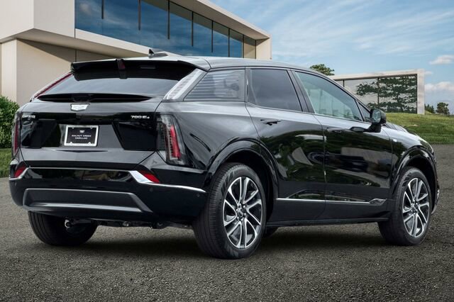 New 2026 Cadillac Optiq Sport 1 AWD/4WD image 4