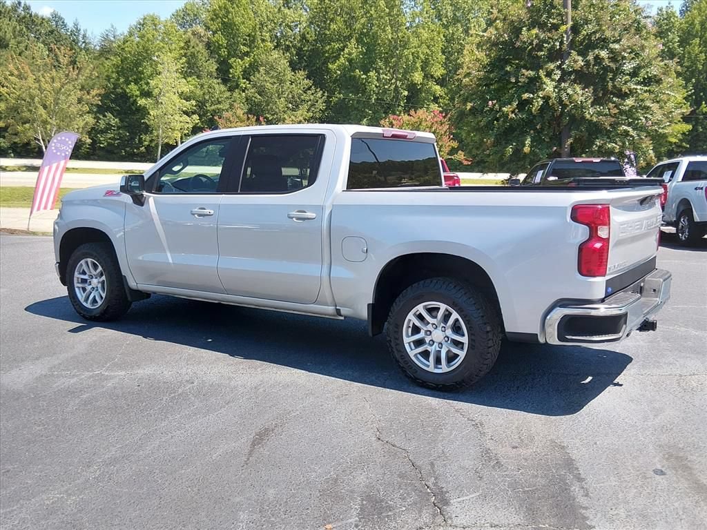 Used 2021 Chevrolet Silverado 1500 LT AWD/4WD image 6