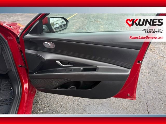 Used 2024 Hyundai Elantra SEL FWD image 20
