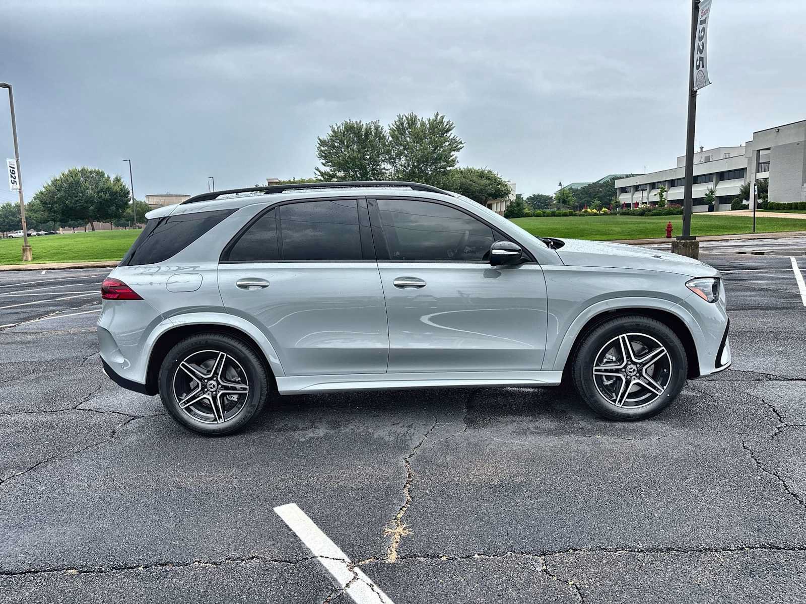 New 2026 Mercedes-Benz GLE 350 4MATIC image 10