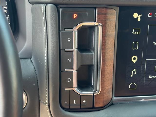 Used 2024 GMC Yukon XL Denali Ultimate AWD/4WD image 21