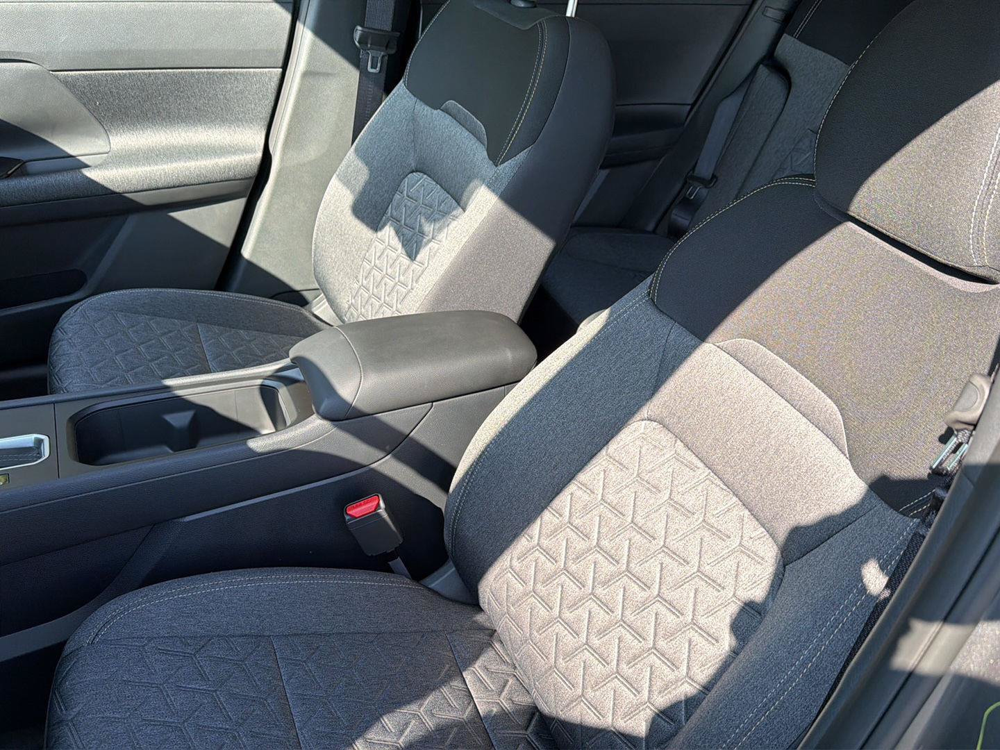 New 2026 Nissan Kicks SV w/ Cold Weather Package FWD image 27