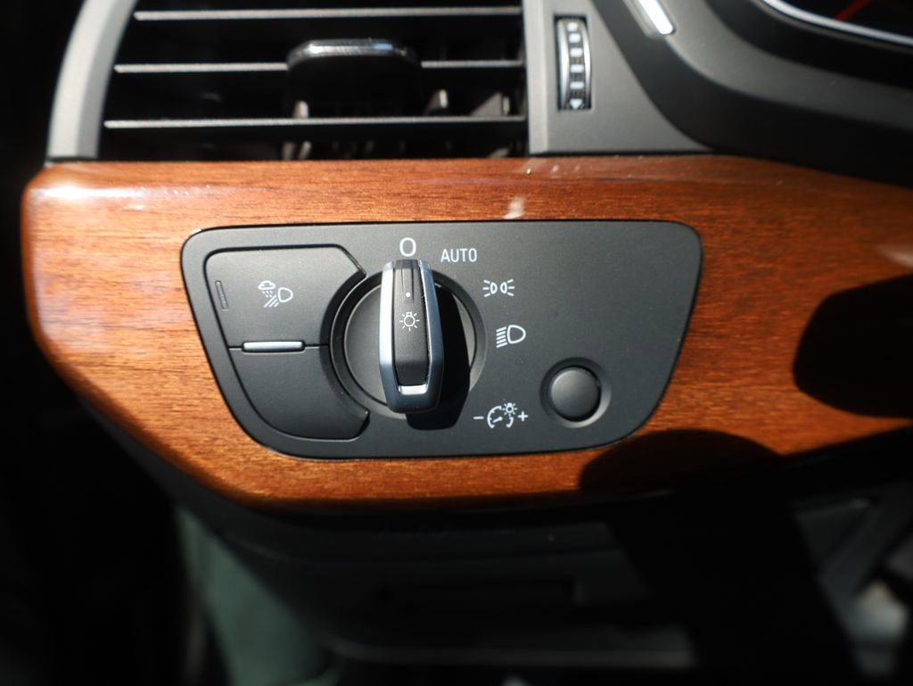 Used 2022 Audi A5 2.0T Premium image 37