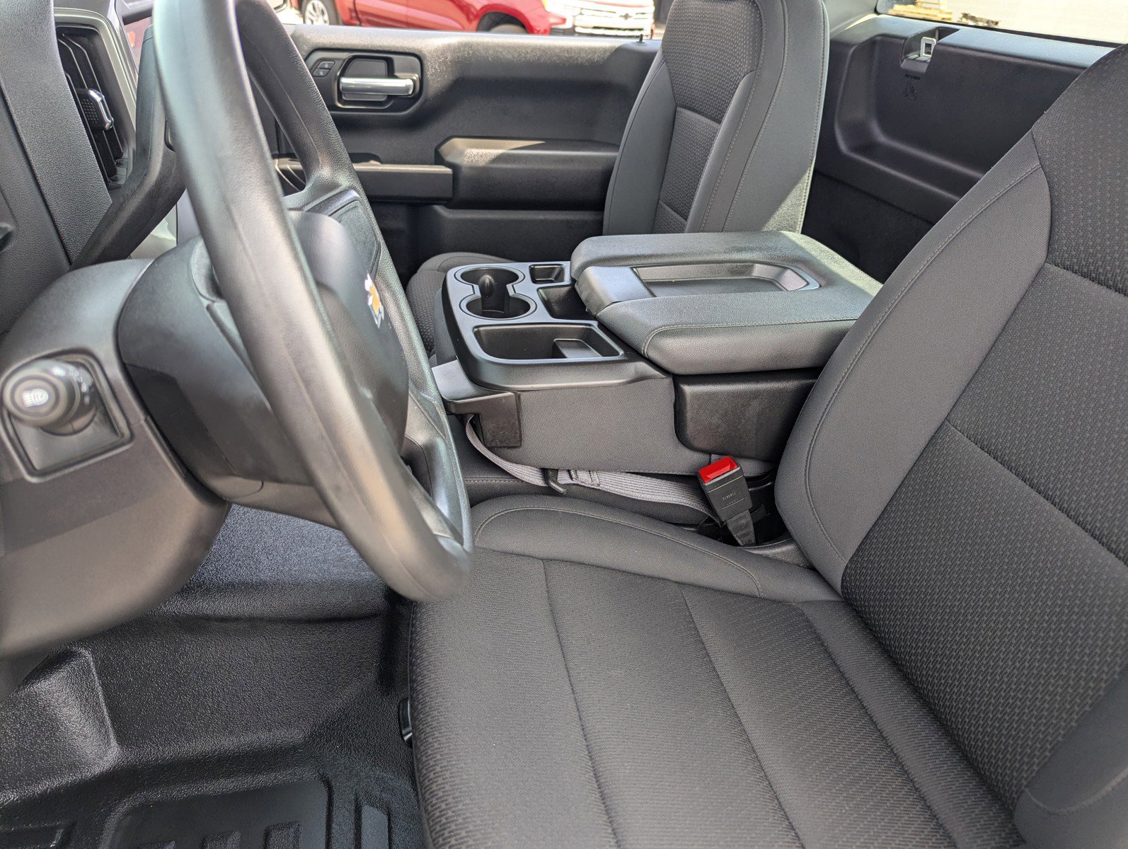 Certified 2025 Chevrolet Silverado 1500 W/T image 14