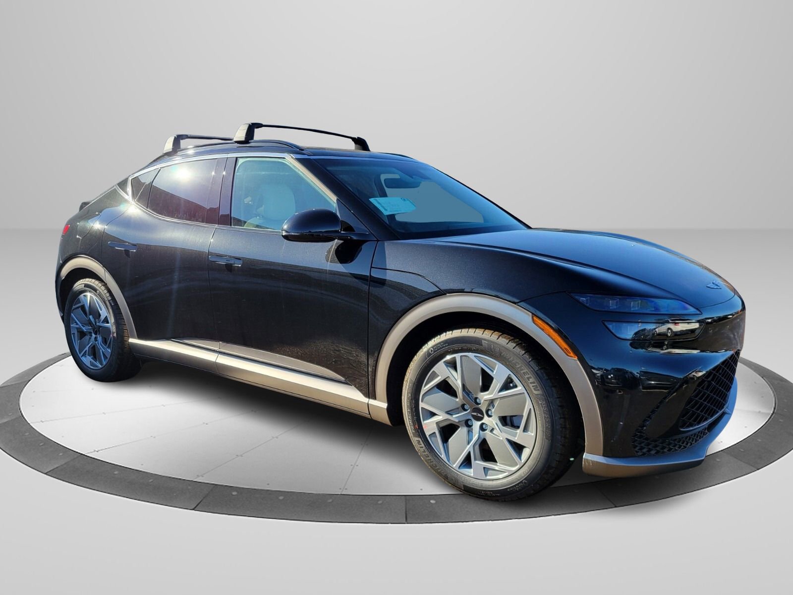 Used 2025 Genesis GV60 Advanced image 1