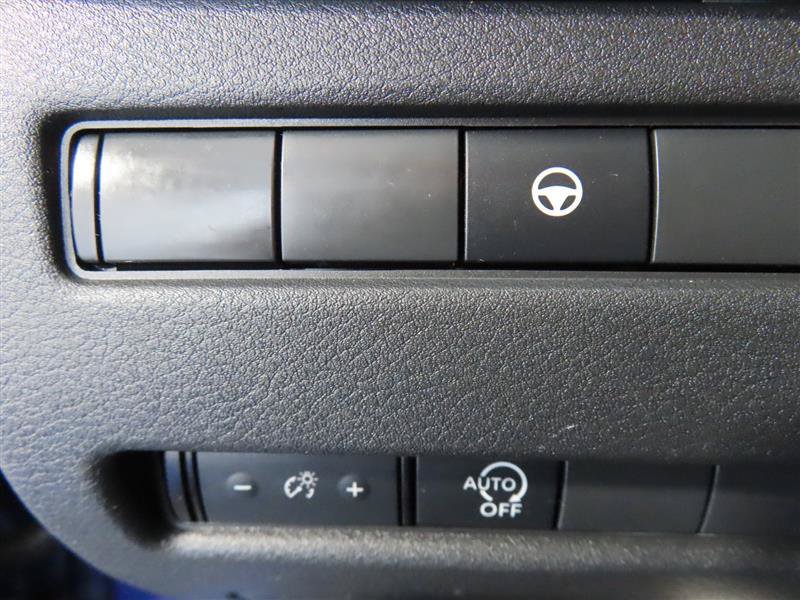 Used 2023 Nissan Rogue SV AWD/4WD image 17