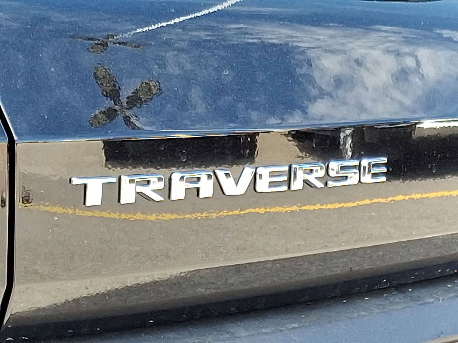 Used 2025 Chevrolet Traverse LT w/ Enhanced Driving Package image 38