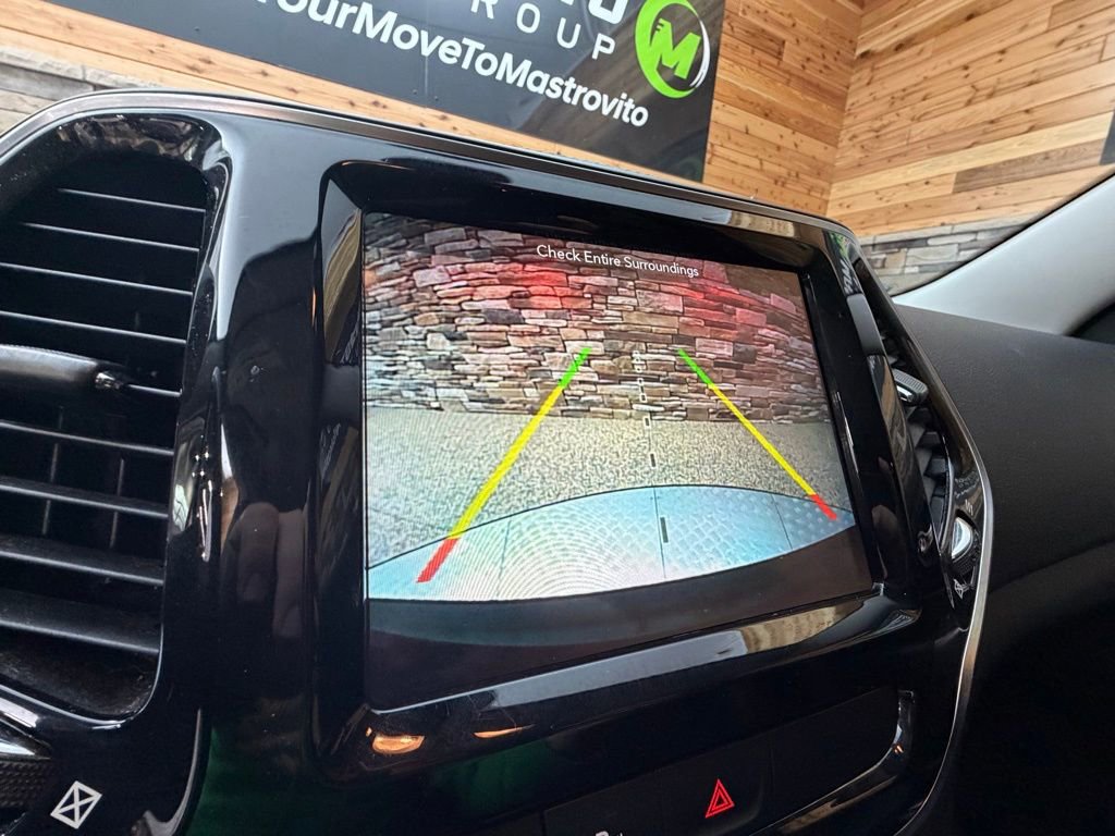 Used 2019 Jeep Cherokee Limited image 21