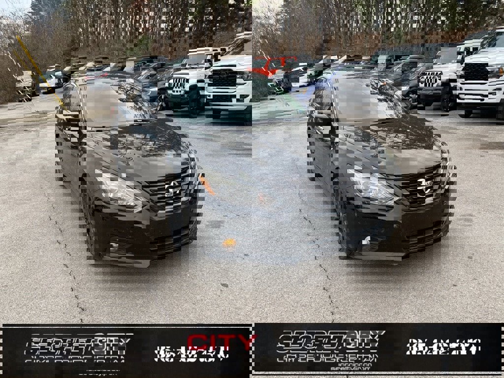 Used 2018 Nissan Altima 2.5 SR w/ SR Midnight Edition image 3