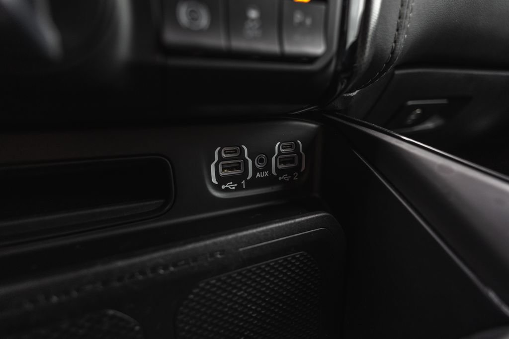 Used 2023 RAM 3500 Limited AWD/4WD image 18