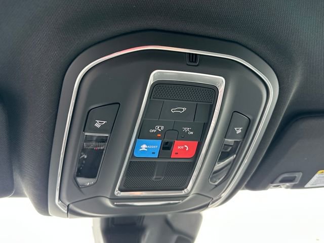 New 2026 Jeep Grand Cherokee Laredo image 21