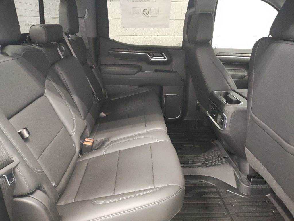 New 2026 GMC Sierra 1500 SLT w/ SLT Premium Plus Package image 12