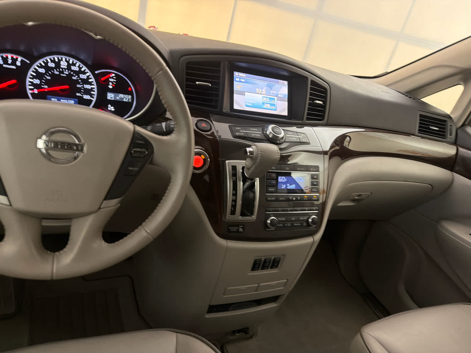 Used 2015 Nissan Quest SL FWD image 19