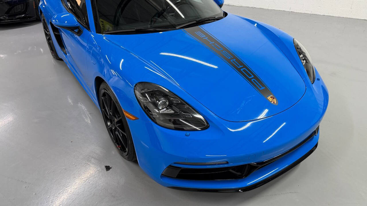 Used 2022 Porsche 718 Cayman GTS RWD image 3