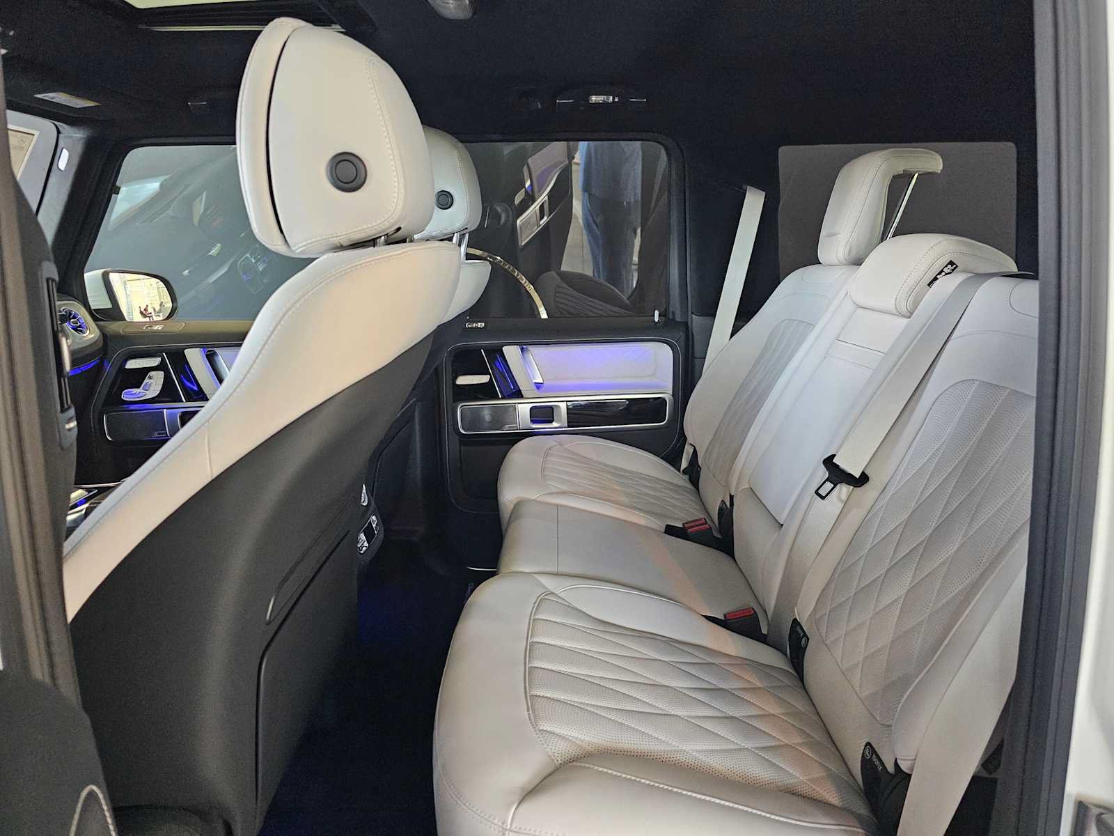 New 2027 Mercedes-Benz G 63 AMG 4MATIC image 16