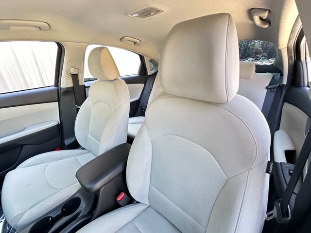 Used 2023 Kia Forte LXS w/ LXS Technology Package image 11