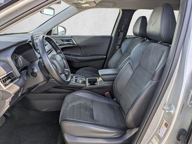 Used 2024 Mitsubishi Outlander Ralliart image 16