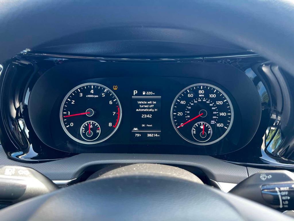 Used 2023 Kia K5 LXS image 24