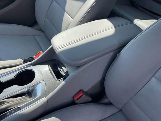 Used 2018 Chevrolet Malibu LT w/ Leather Package FWD image 20