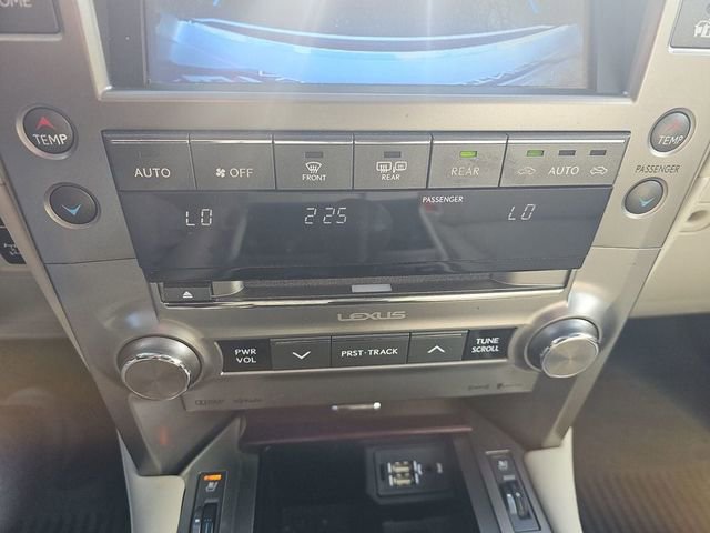 Used 2017 Lexus GX 460 image 30