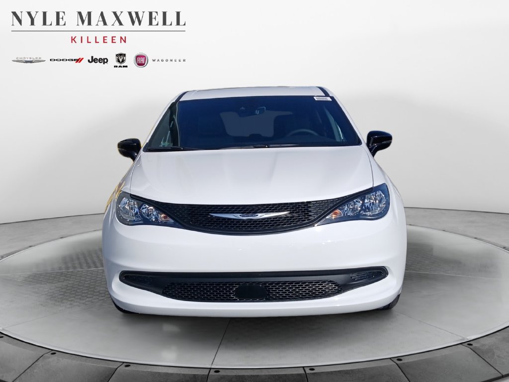 New 2027 Chrysler Pacifica LX FWD image 18