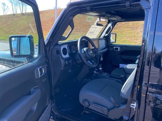 New 2026 Jeep Gladiator Sport image 14