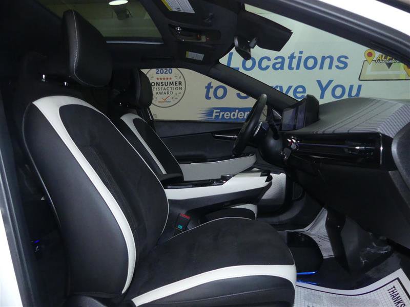 Used 2024 Kia EV6 GT-Line AWD/4WD image 8