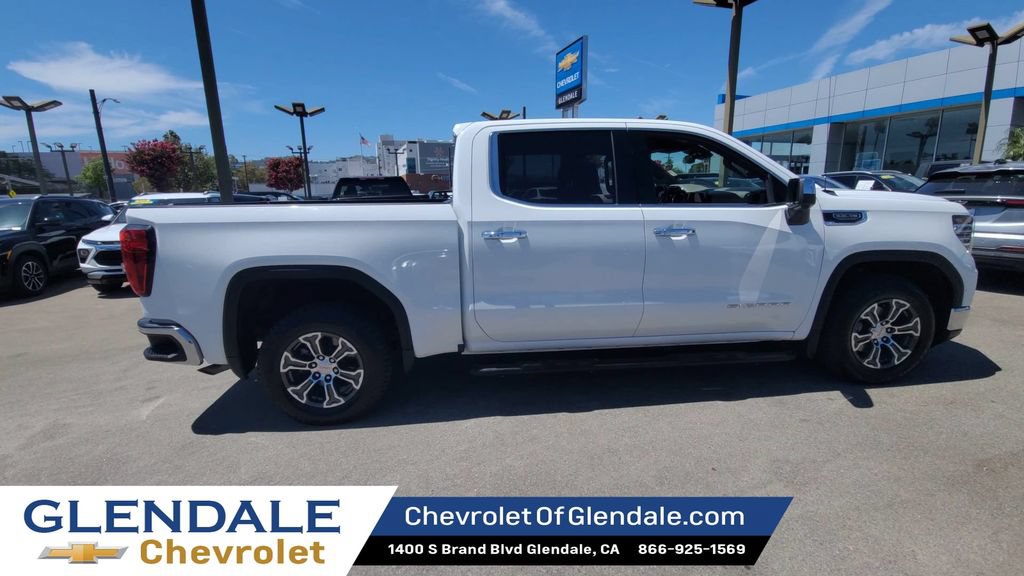 Certified 2025 GMC Sierra 1500 SLT RWD image 8